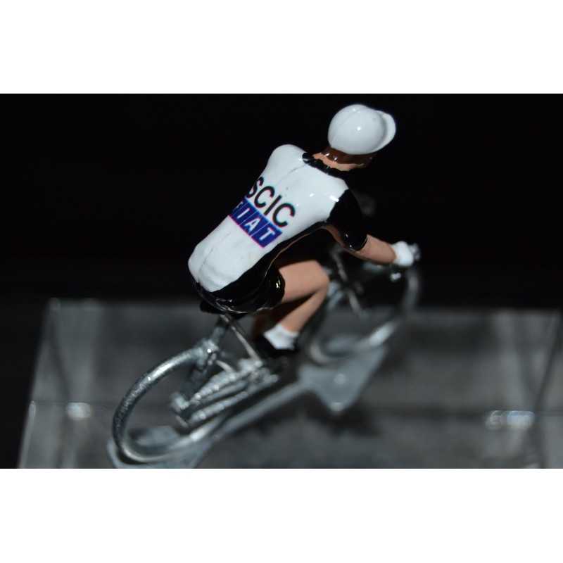 SCIC Fiat figurine petit cycliste 