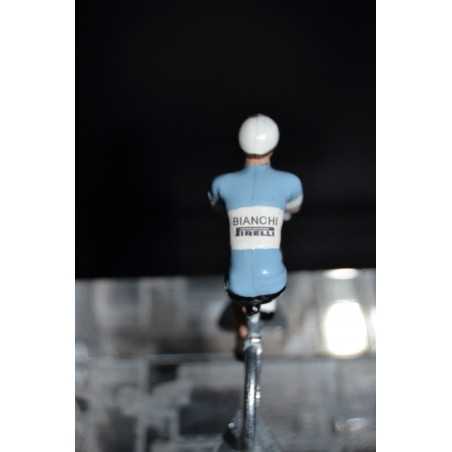Bianchi Pirelli - petit cycliste en plomb metal zamak