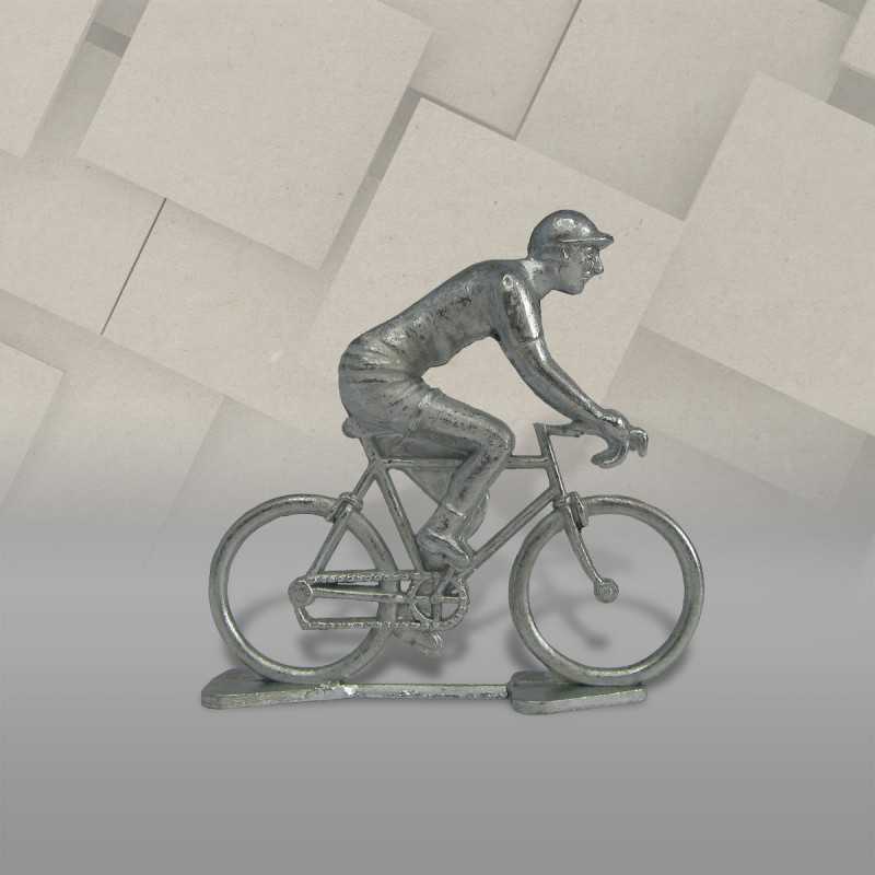 Cycliste rouleur non peint