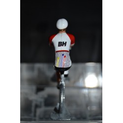 BH 1987 figurine petit cycliste 