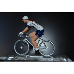 IAM - Petit cycliste miniature en metal