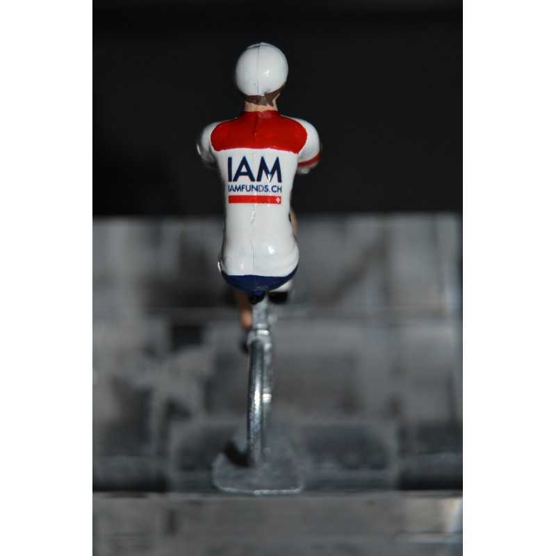 IAM - Petit cycliste miniature en metal