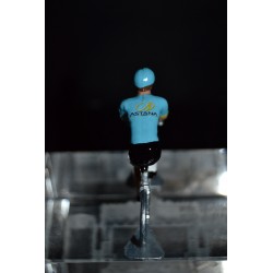 Astana 2017 - petit cycliste miniature en metal