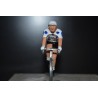 Jay Vine maillot pois Vuelta 2024 - figurine cycliste zamak