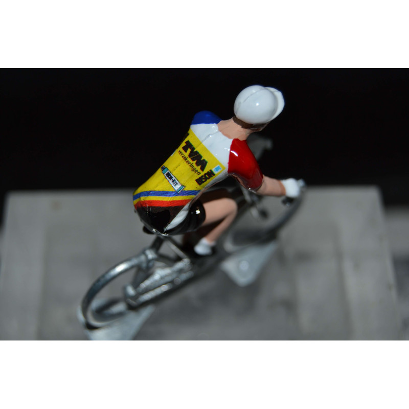 TVM - Bison Kit 1993 - figurine petit cycliste