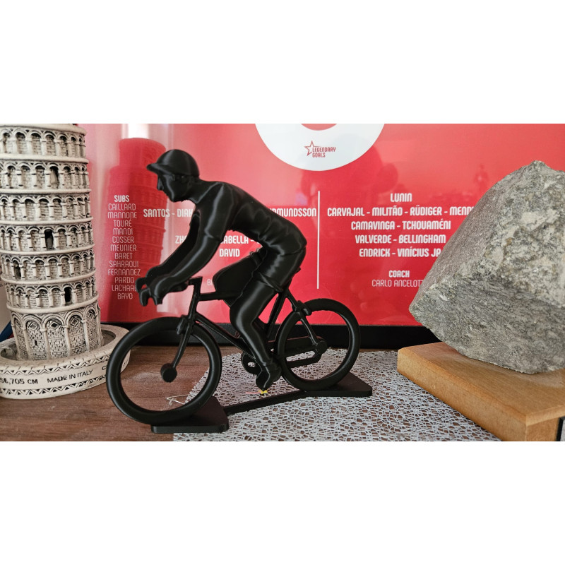 Grand cycliste noir monochrome – Sculpture décorative