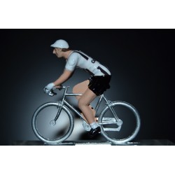 Carpano - petit cycliste en plomb metal zamak