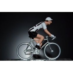 Carpano - petit cycliste en plomb metal zamak