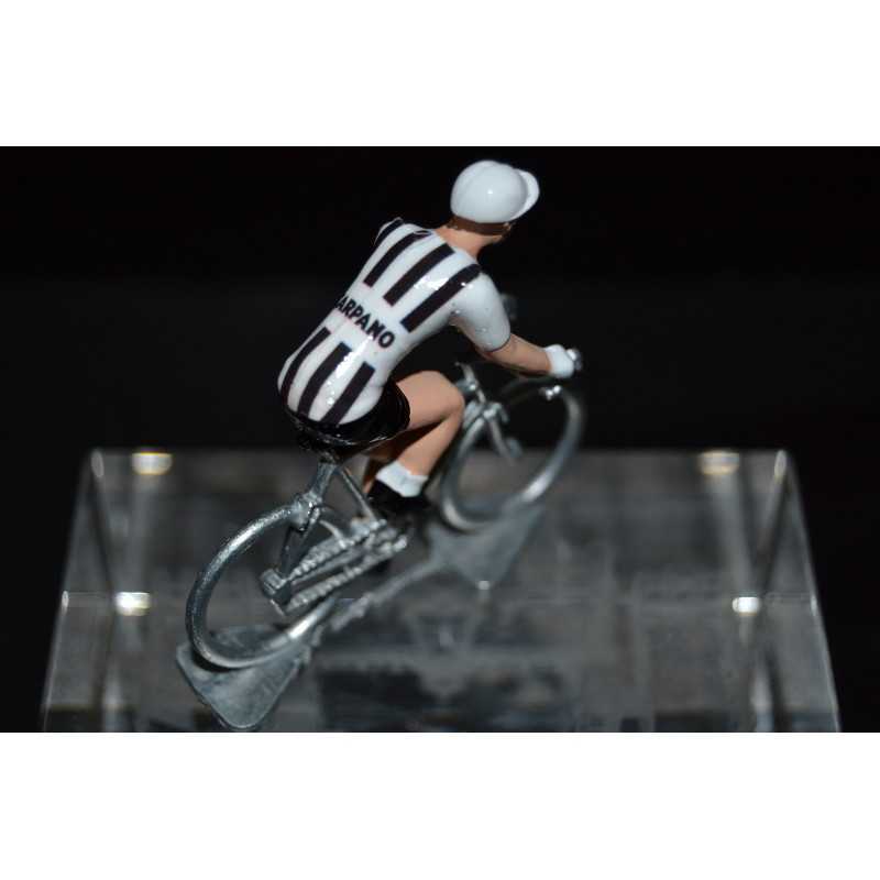 Carpano - petit cycliste en plomb metal zamak