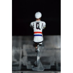 Champion Royaume Uni Steve Cummings - petit cycliste en acier