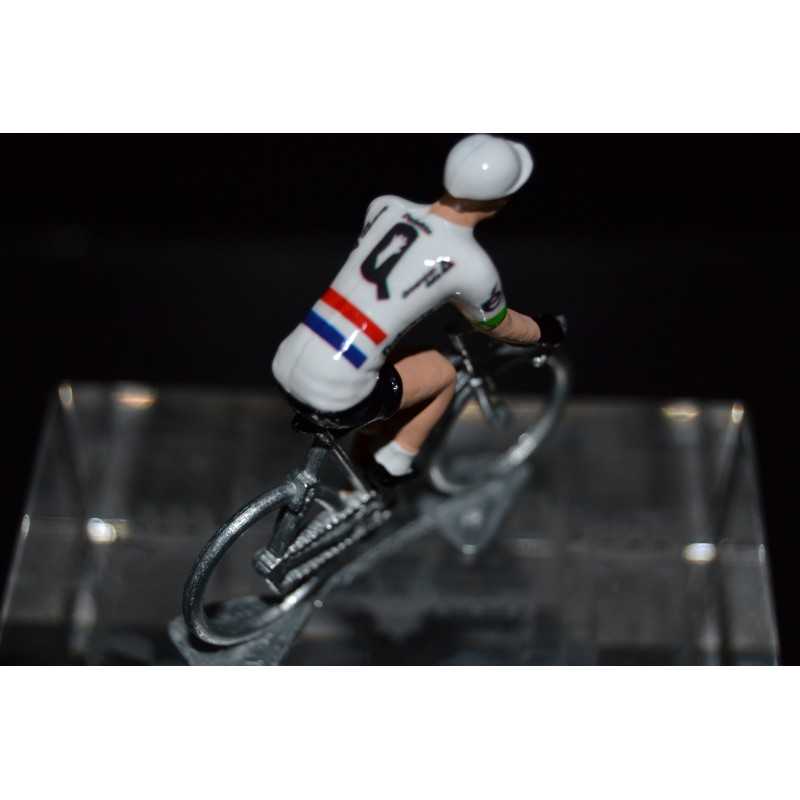 Champion Royaume Uni Steve Cummings - petit cycliste en acier