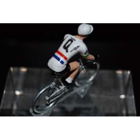 Champion Royaume Uni Steve Cummings - petit cycliste en acier